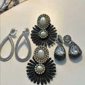 3 pairs costume earrings